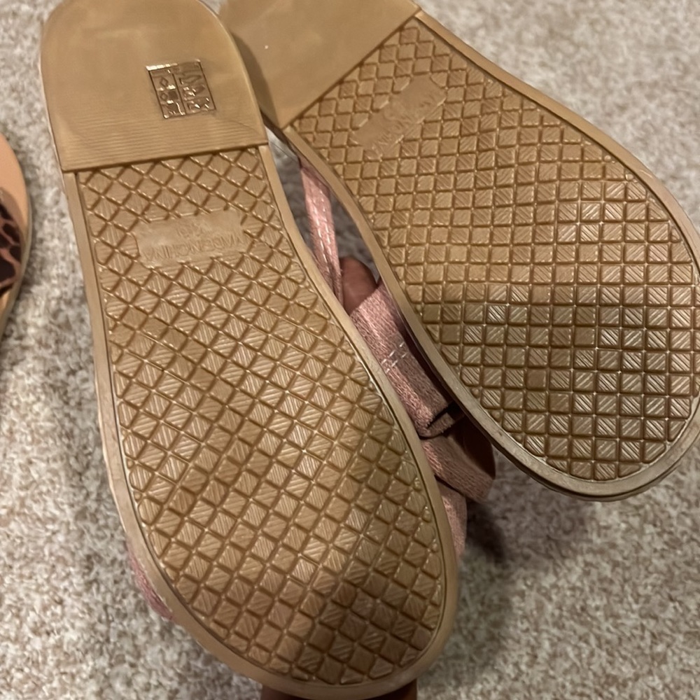 Sandals - Picture 2 of 2
